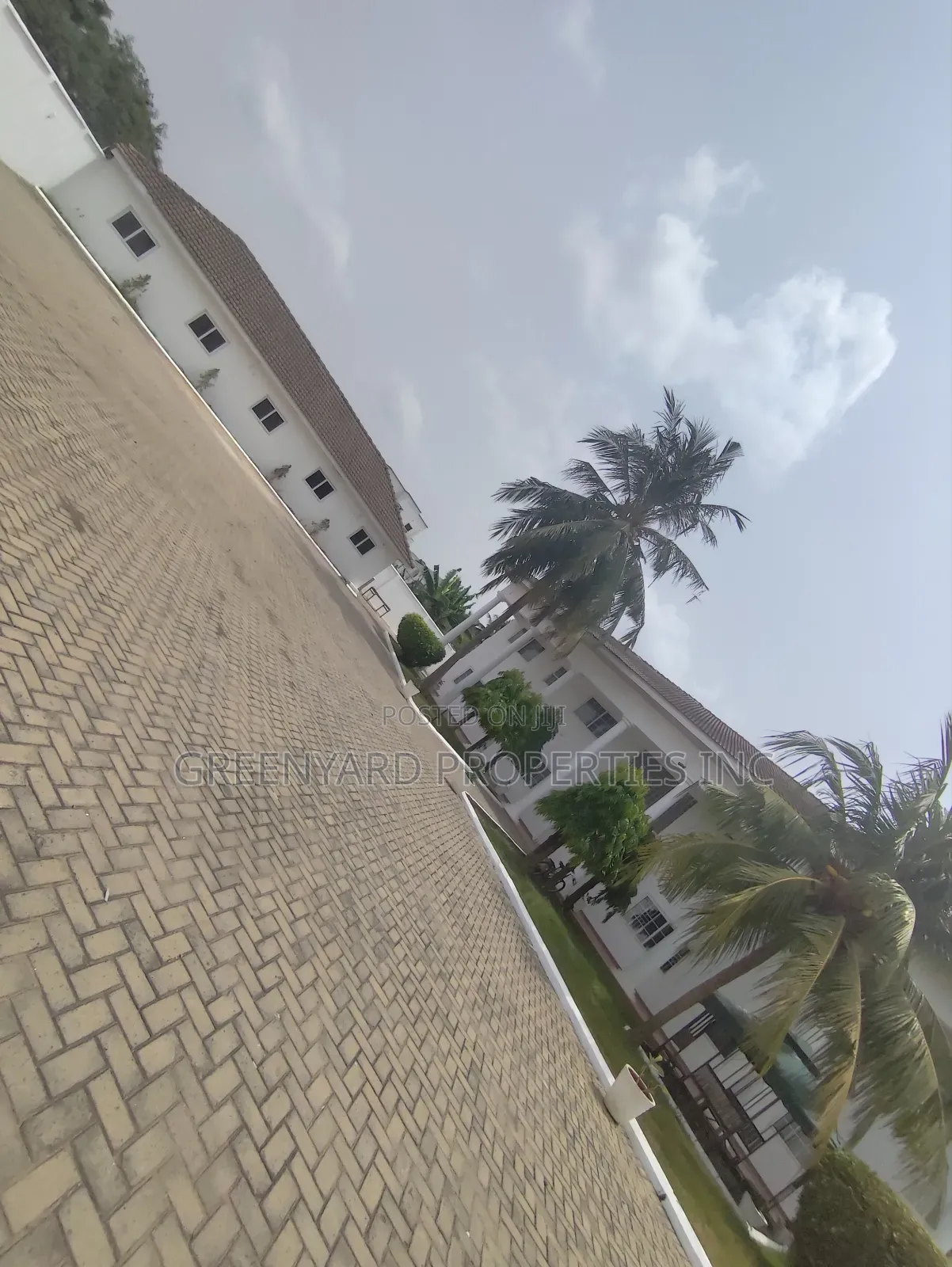 12bdrm House in House, East Legon for rent