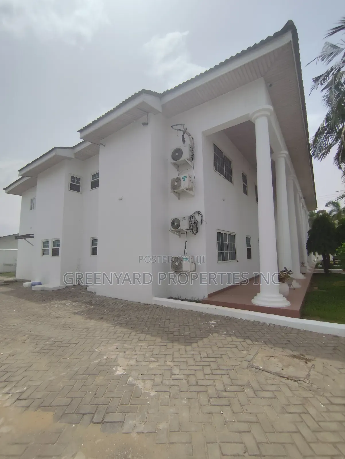 12bdrm House in House, East Legon for rent
