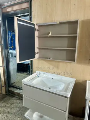 Strong Cabinet Basin