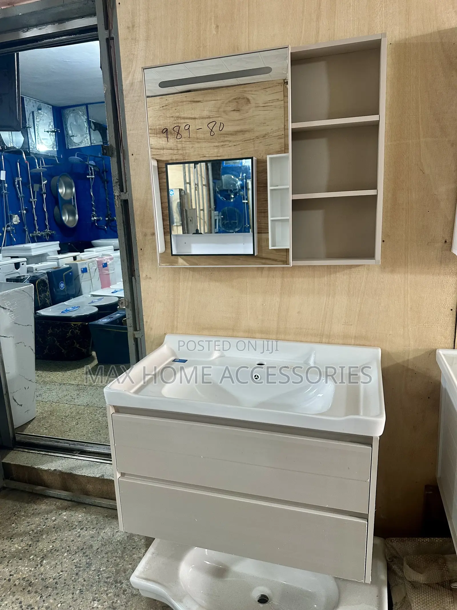 Strong Cabinet Basin