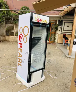 Extremely Chilling Pearl PVC 352 1 Door Beverage Cooler.