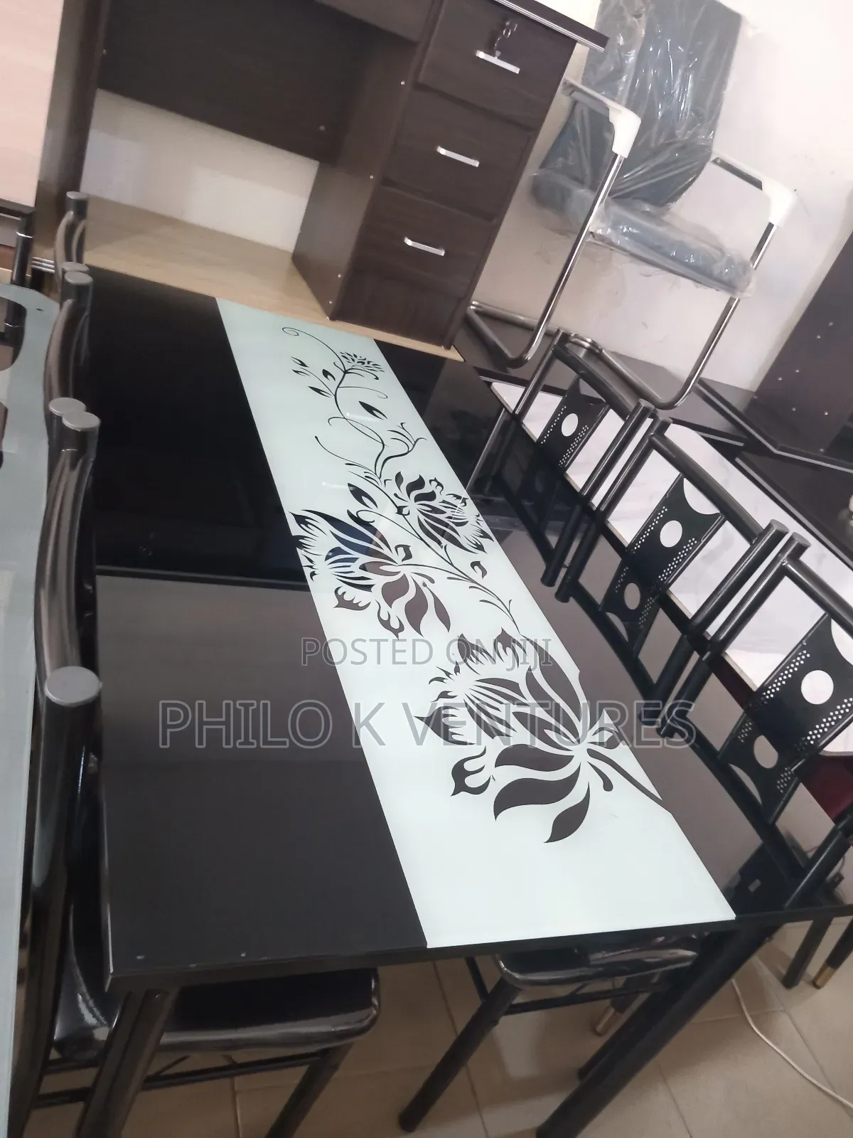 Mirrored Table Dining Set for Reasonable Price