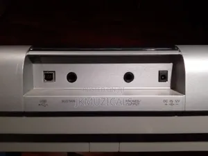 Yamaha PSR 295 Keyboard/ Piano_ Organ_ 61 Keys