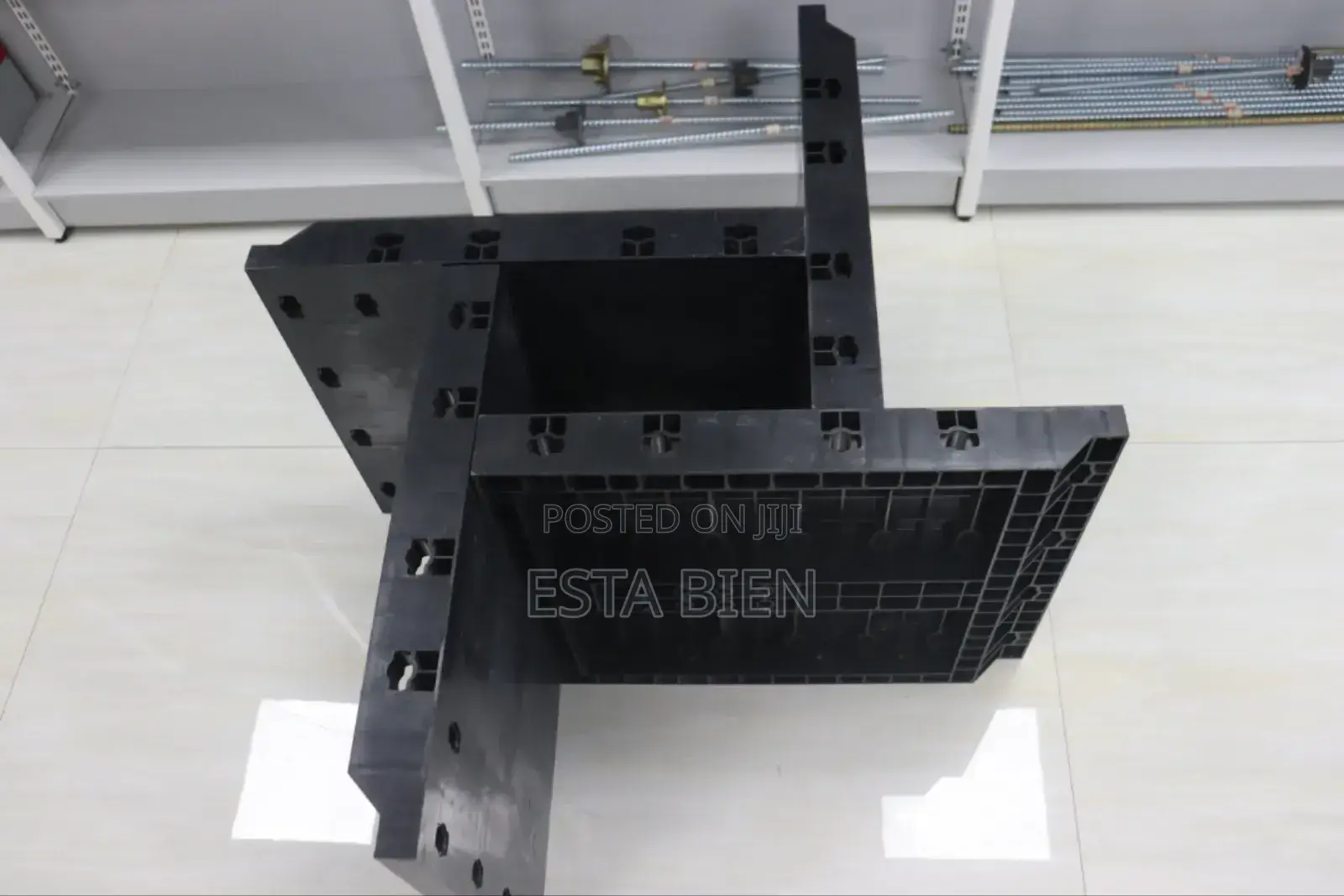 Adjustable Pillar Mould