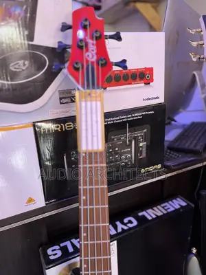 Cort C5 Deluxe Five Strings Bass Guitar