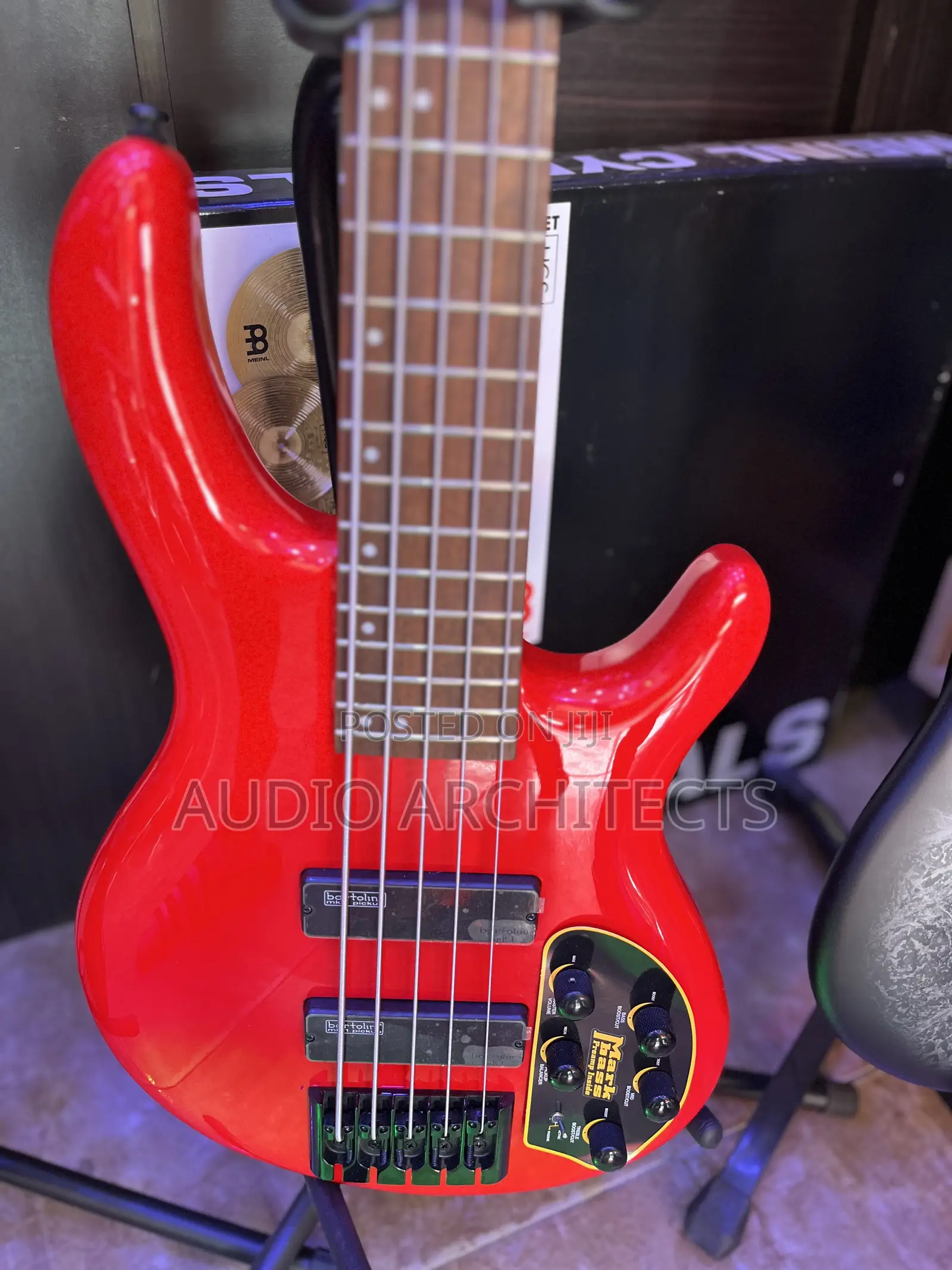 Cort C5 Deluxe Five Strings Bass Guitar