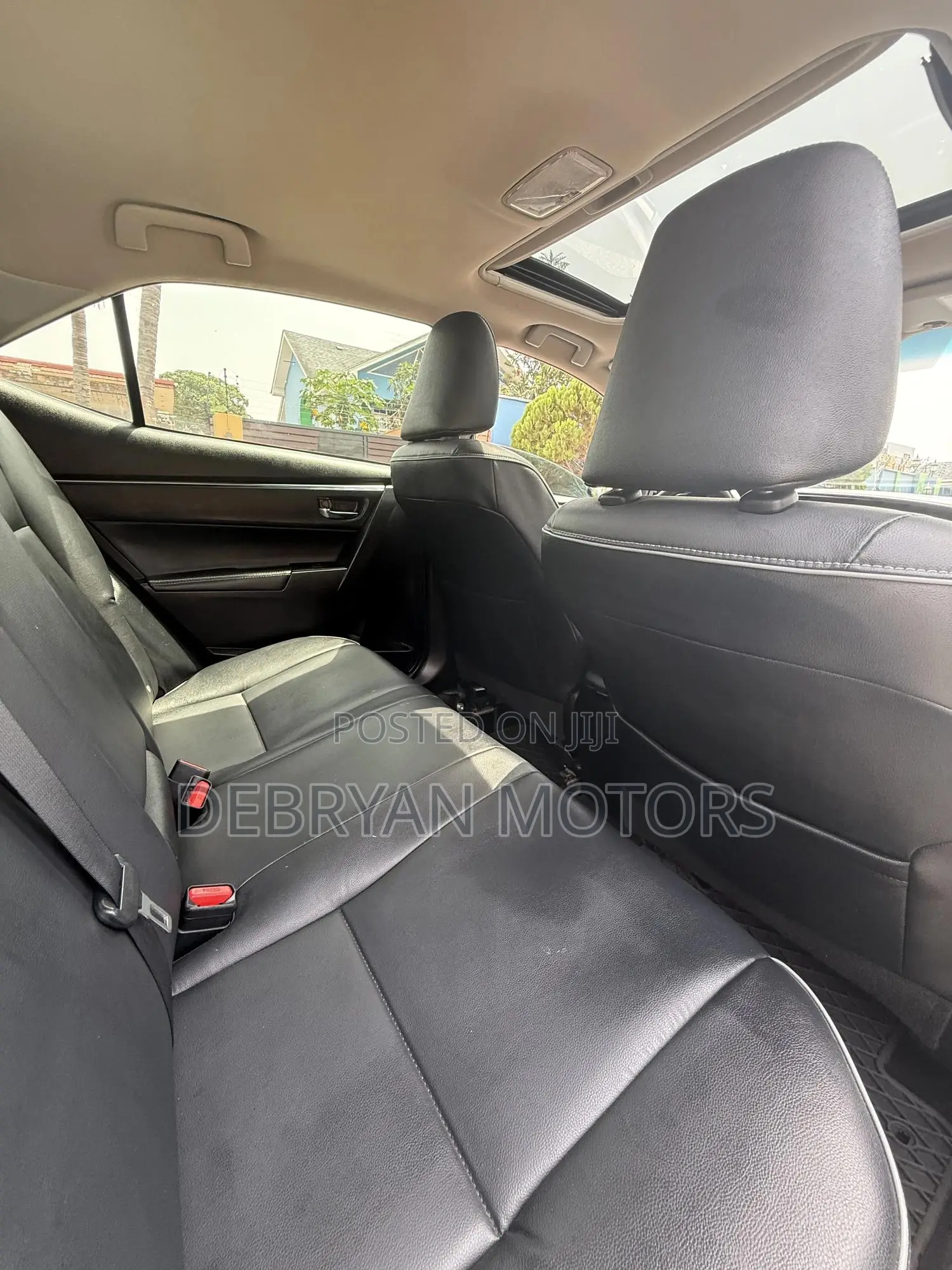 Toyota Corolla S Plus 4dr Sedan (1.8L 4cyl CVT) 2015 Silver