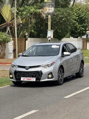 Toyota Corolla S Plus 4dr Sedan (1.8L 4cyl CVT) 2015 Silver