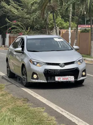 Toyota Corolla S Plus 4dr Sedan (1.8L 4cyl CVT) 2015 Silver