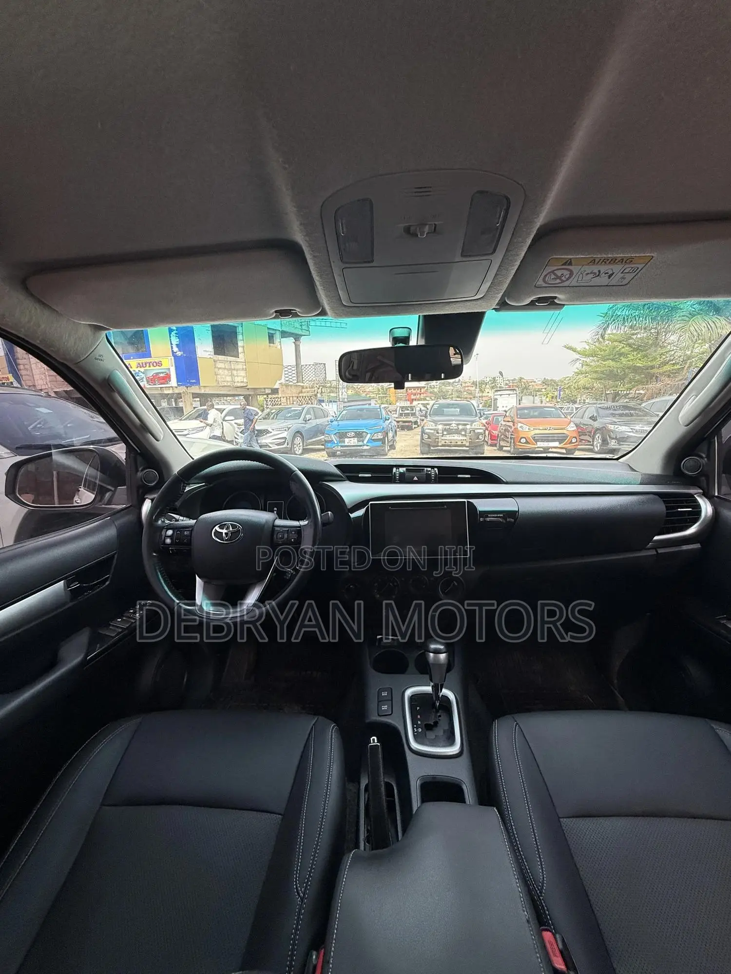 Toyota Hilux Revo Double Cab Deisel 2.4 AWD 2018 White