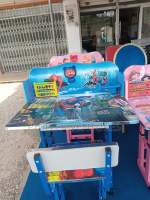 Adjustable Height Kids Learning Desk at Home