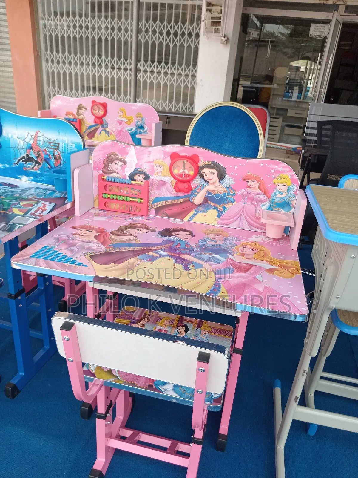 Already Fixed Esy Studying at Home and School Desk