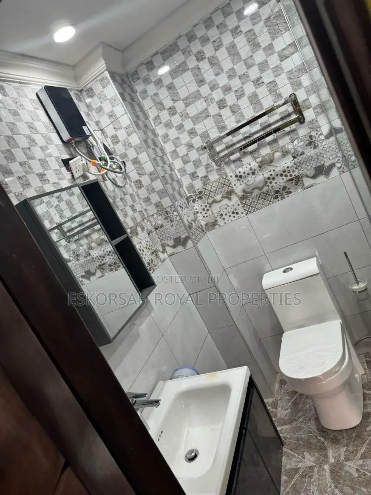 2bdrm Apartment in Adjiringanor Ability for rent