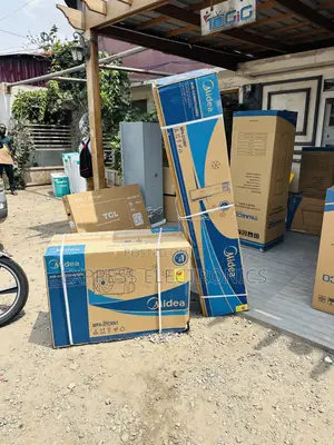 Two Directional Air Flow Midea Floor Split R410 3.0hp