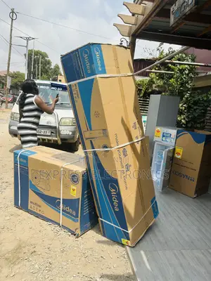 Cleanable Panel Split Floor Midea 3=Hp