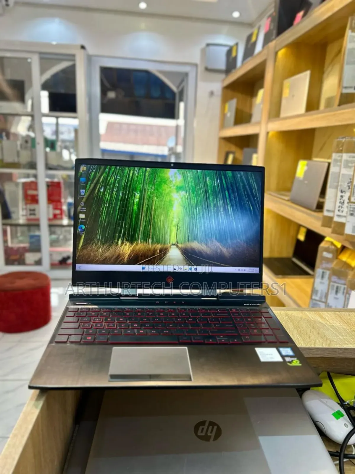 Laptop HP Omen 15 8GB Intel Core I5 HDD 1T