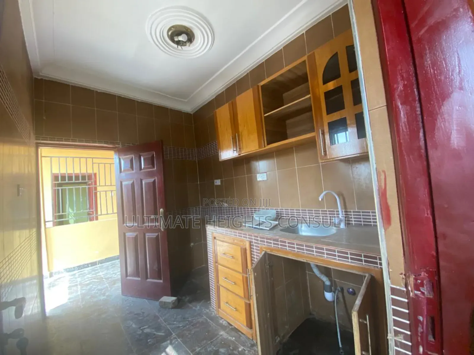 2bdrm Apartment in Sowutoum, Sowutwuom for rent
