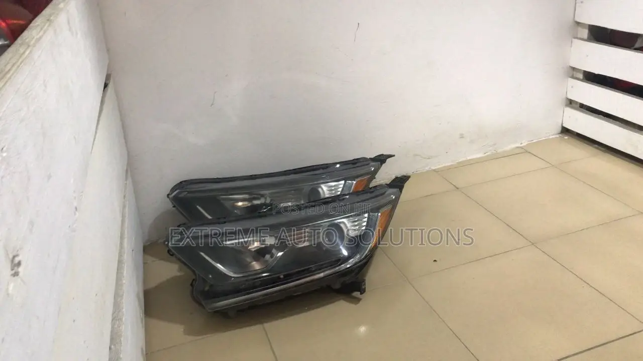 Honda CRV 2017 Headlamp