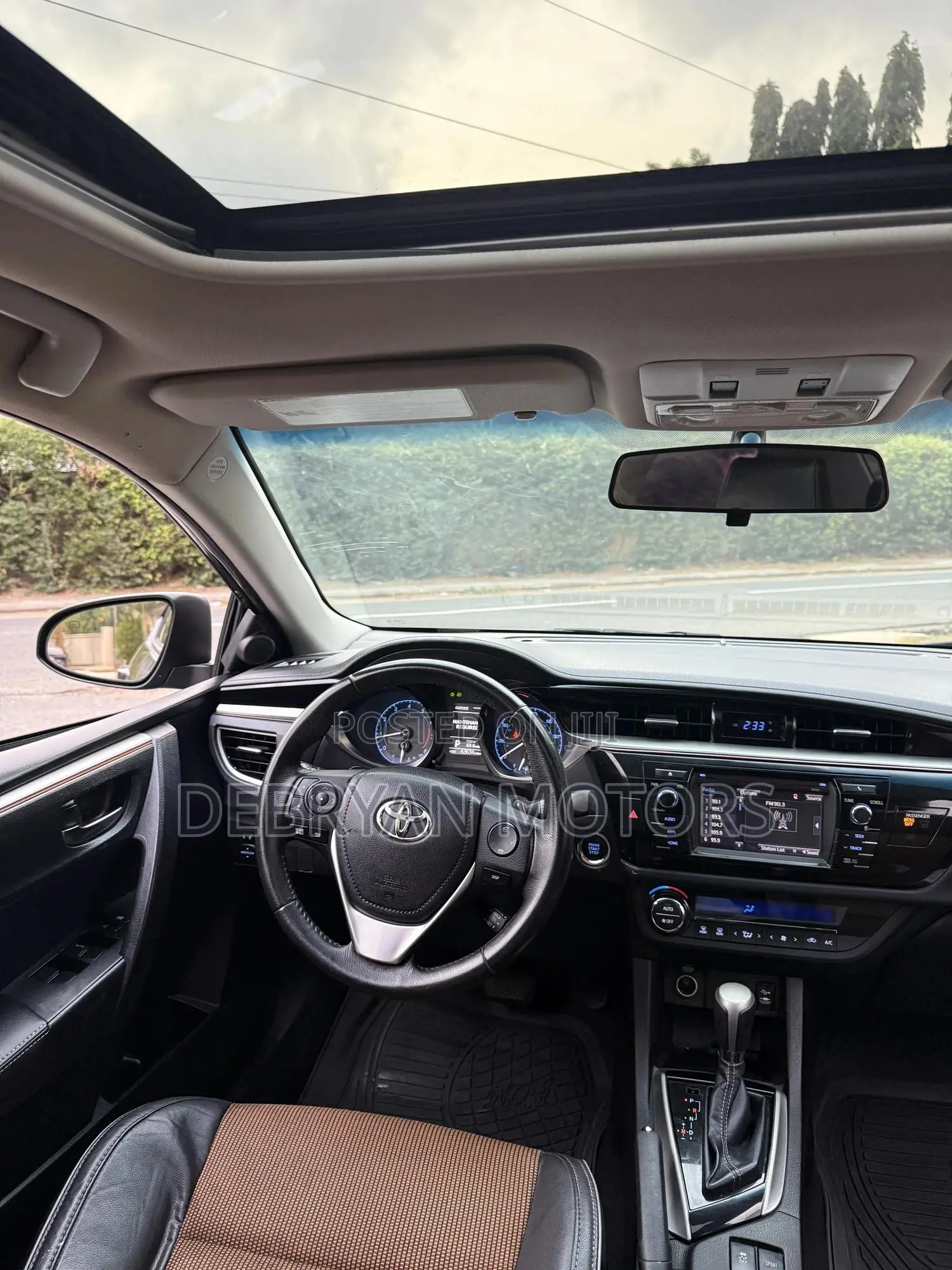 Toyota Corolla S 4dr Sedan (1.8L 4cyl CVT) 2014 Gray