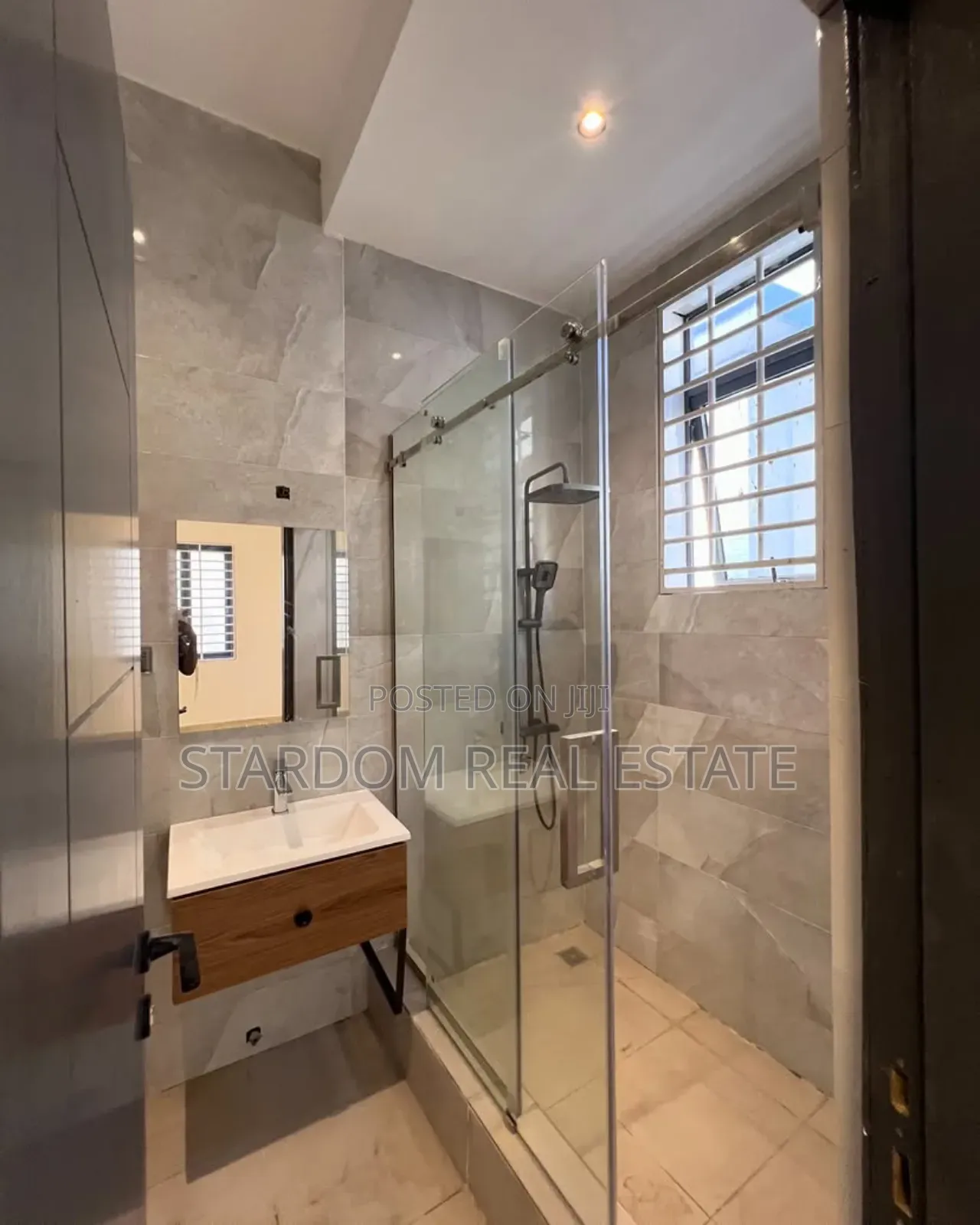 2bdrm Apartment in Adjiriganor for rent