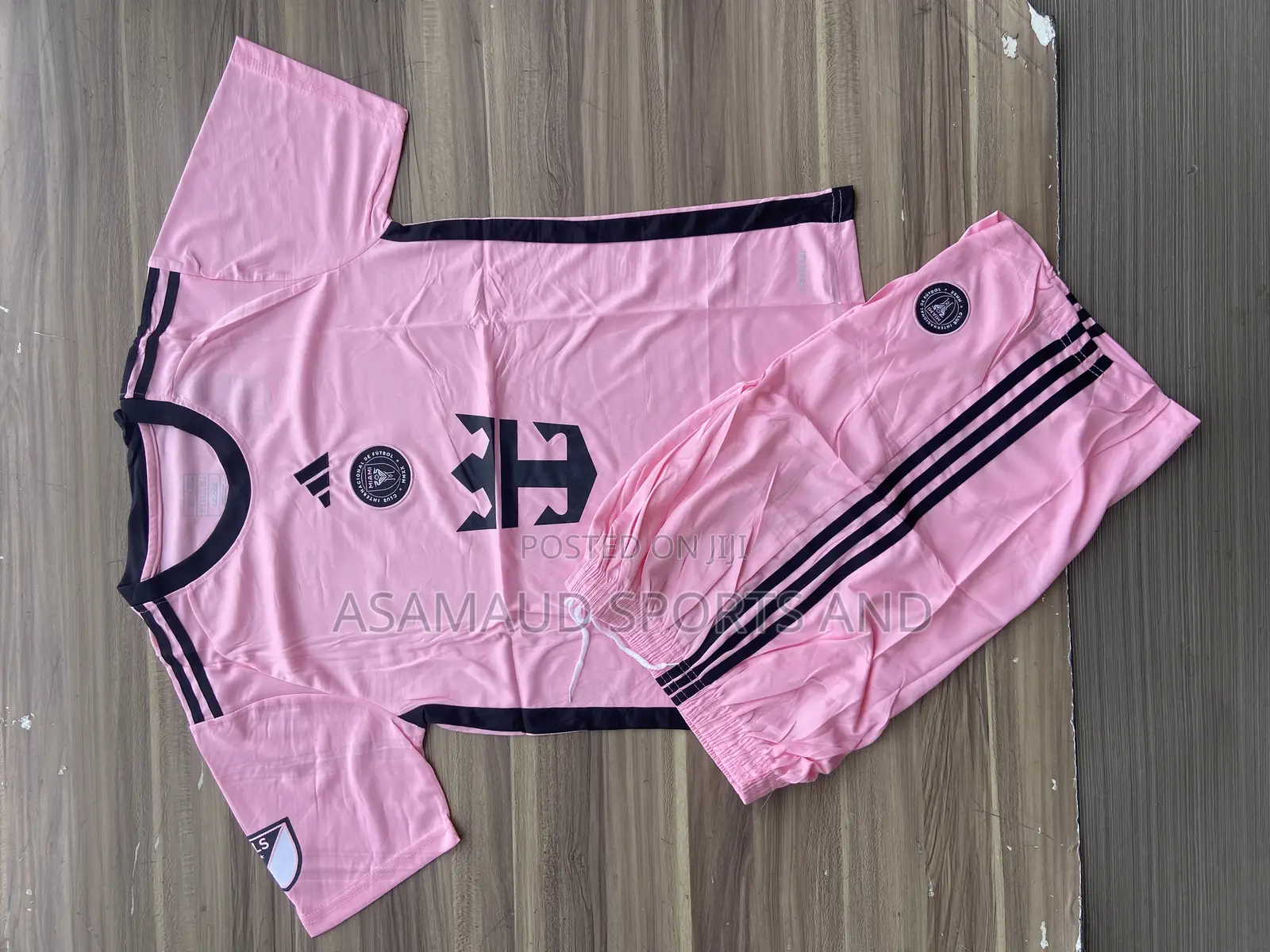Set of Jerseys at Cool Price