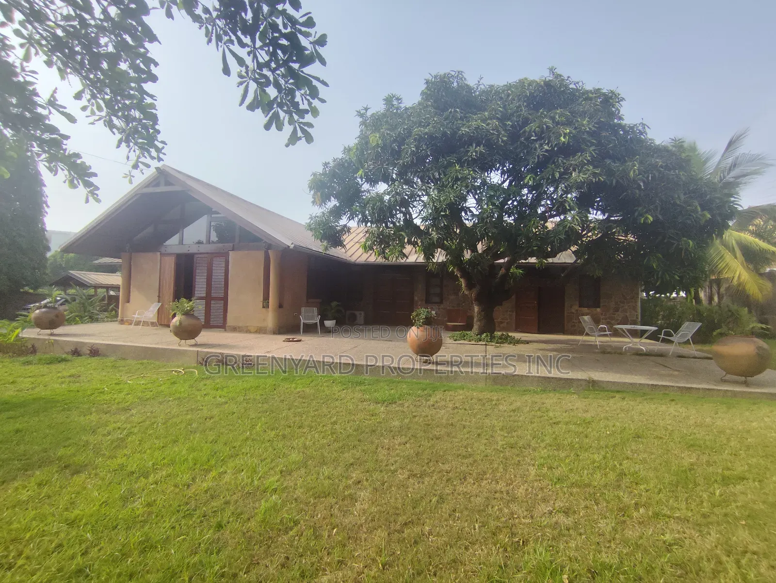 3bdrm House in A&C, East Legon for rent