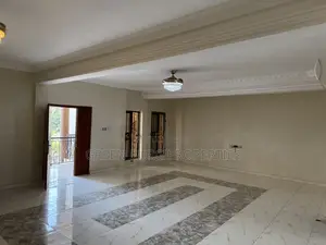 3bdrm Apartment in Green, East Legon for rent