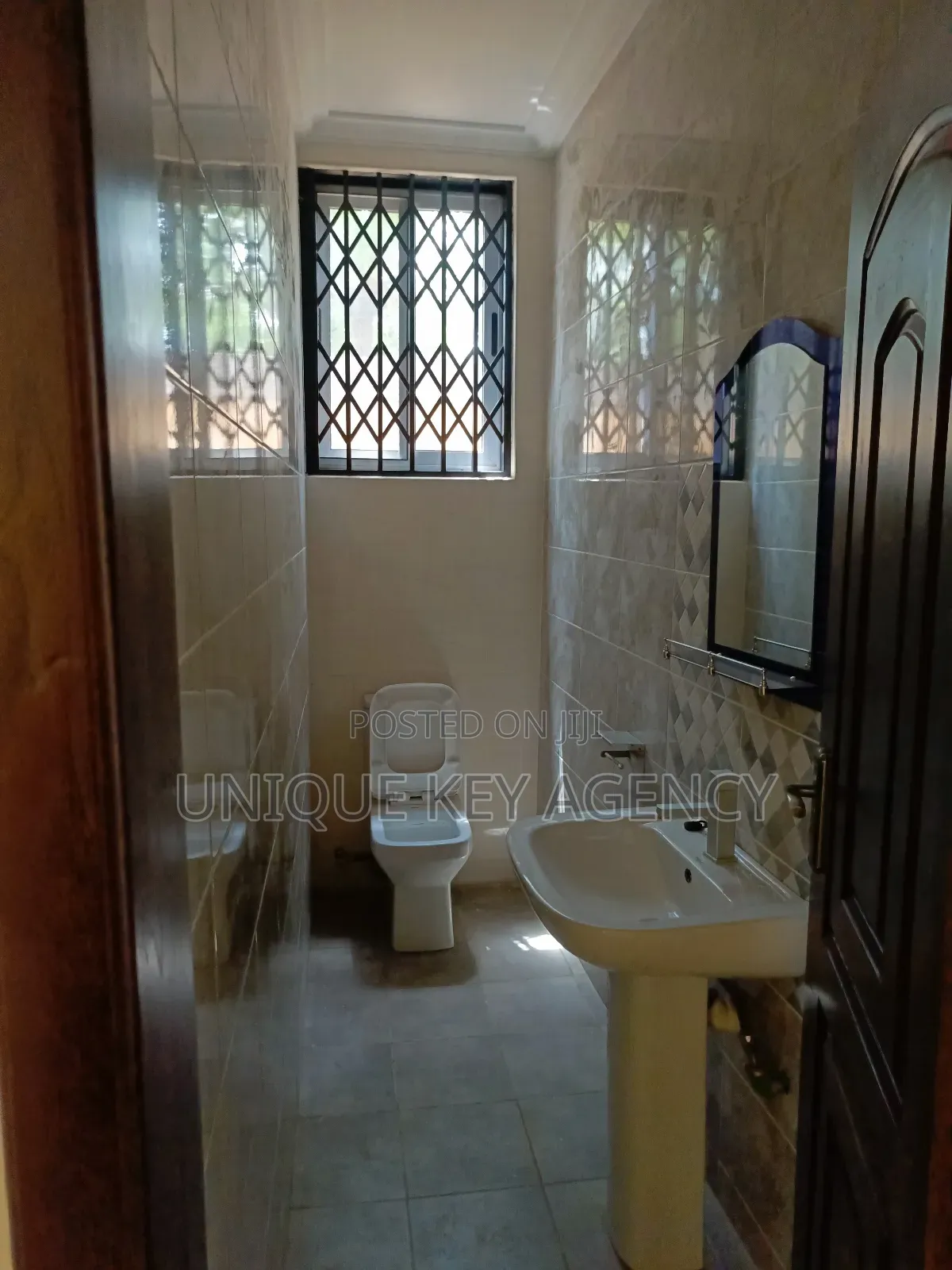 2bdrm Apartment in Unique Key Agency, Tseaddo for rent
