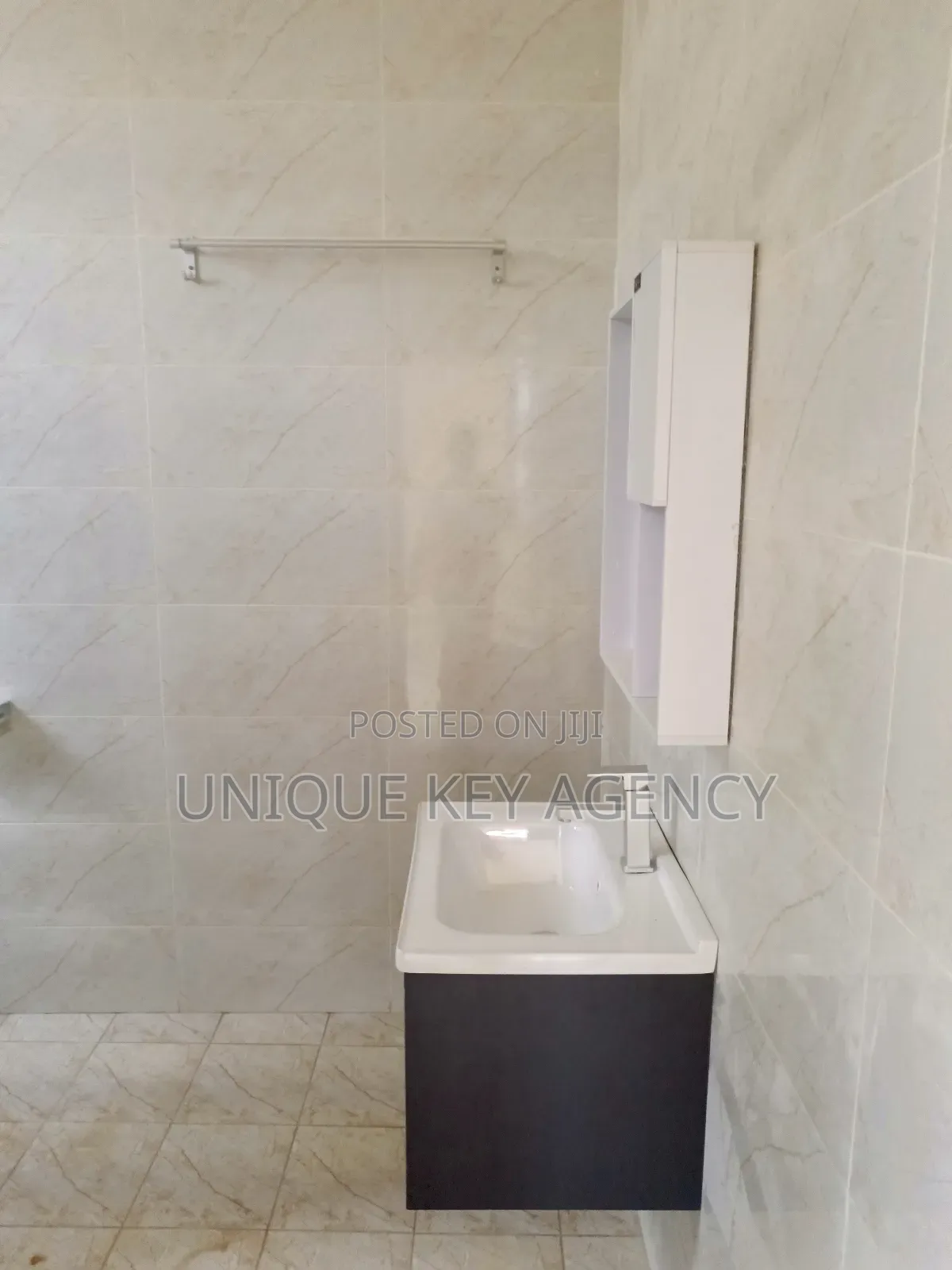 2bdrm Apartment in Unique Key Agency, Tseaddo for rent