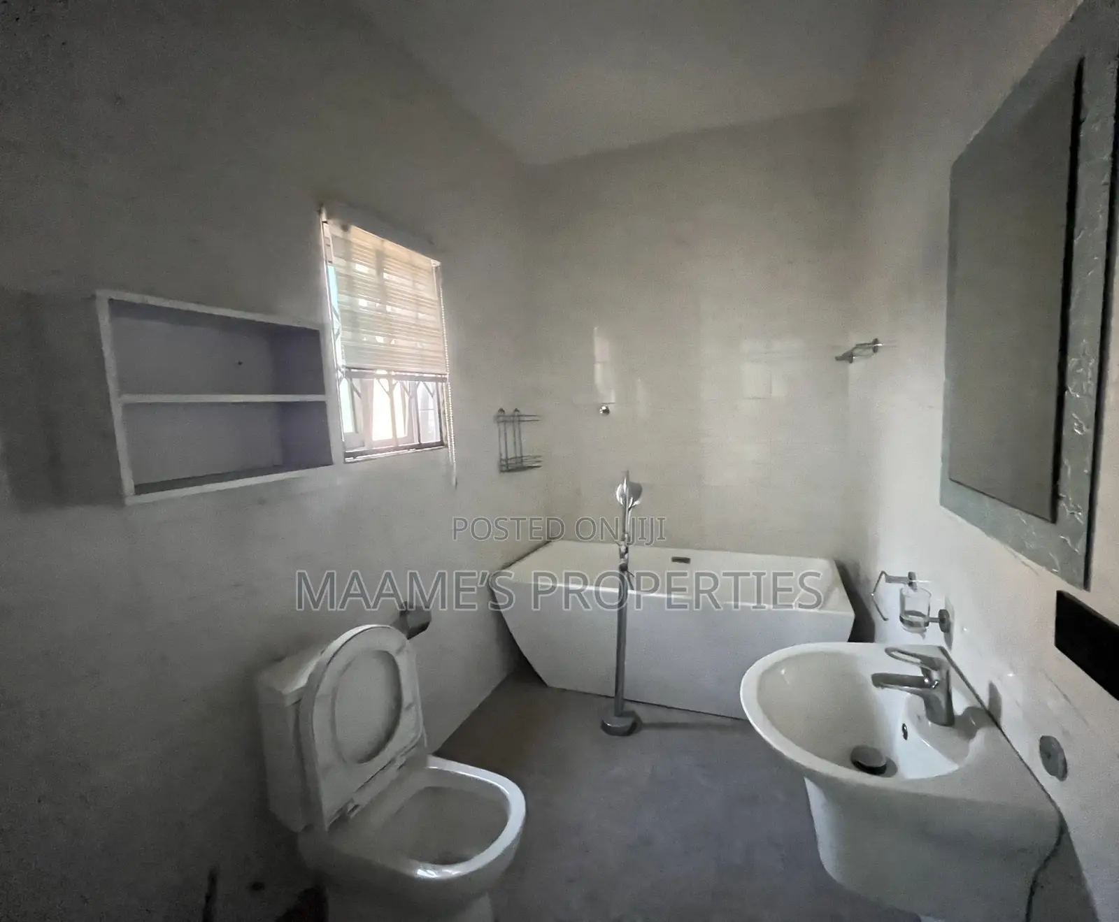 5bdrm Duplex in East Legon for rent