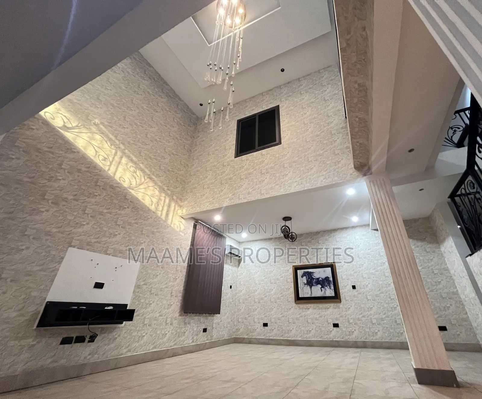 5bdrm Duplex in East Legon for rent