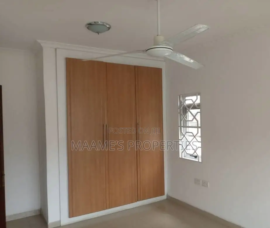 4bdrm Duplex in Roman Ridge for rent