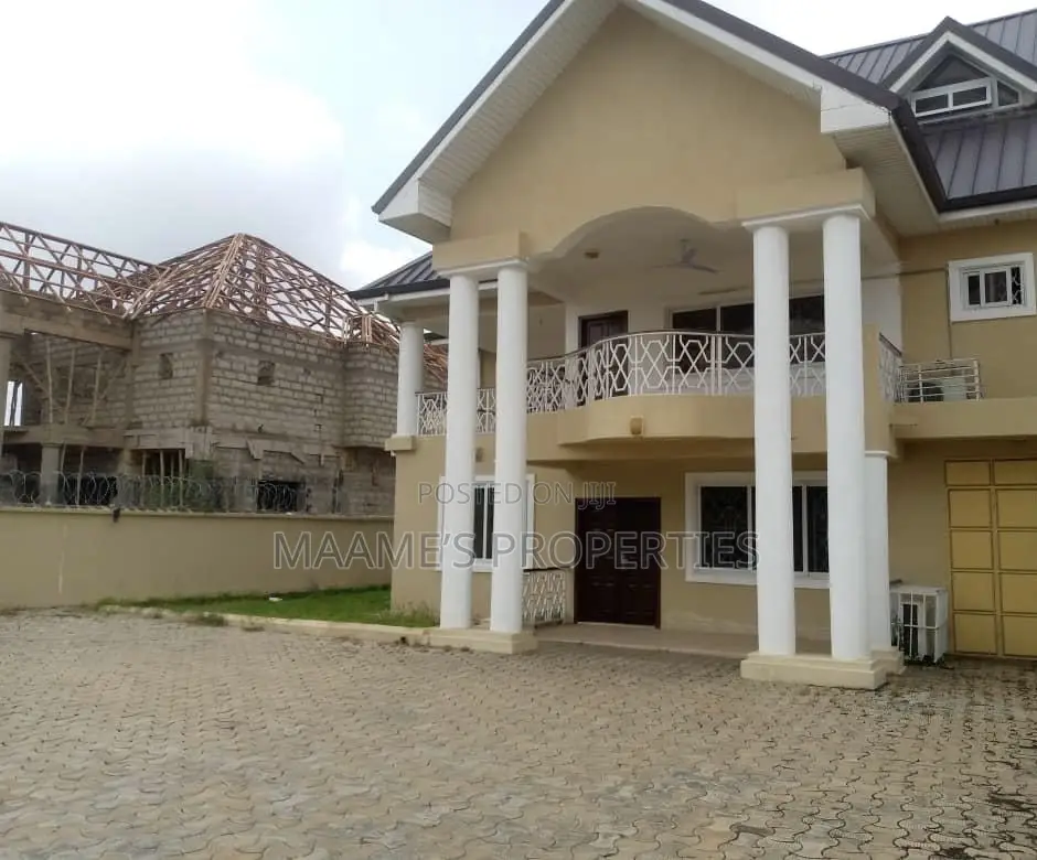 4bdrm Duplex in Roman Ridge for rent
