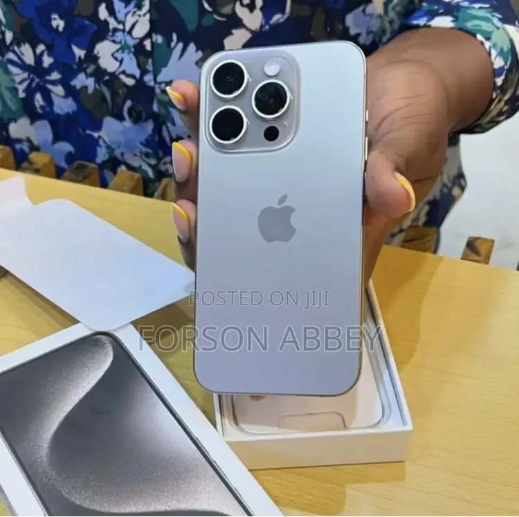 New Apple iPhone 15 Pro Max 256 GB