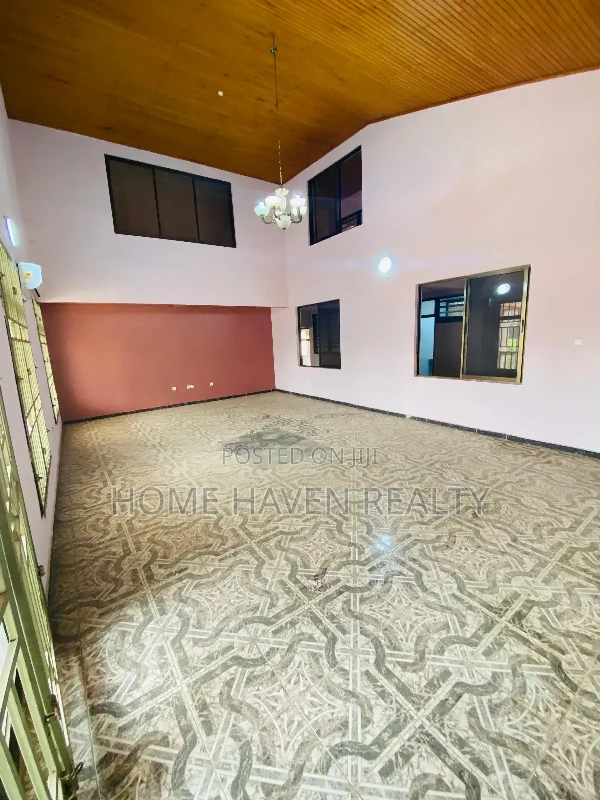 7bdrm House in Westland for rent