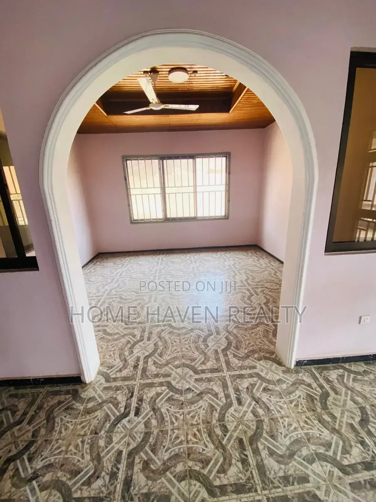 7bdrm House in Westland for rent