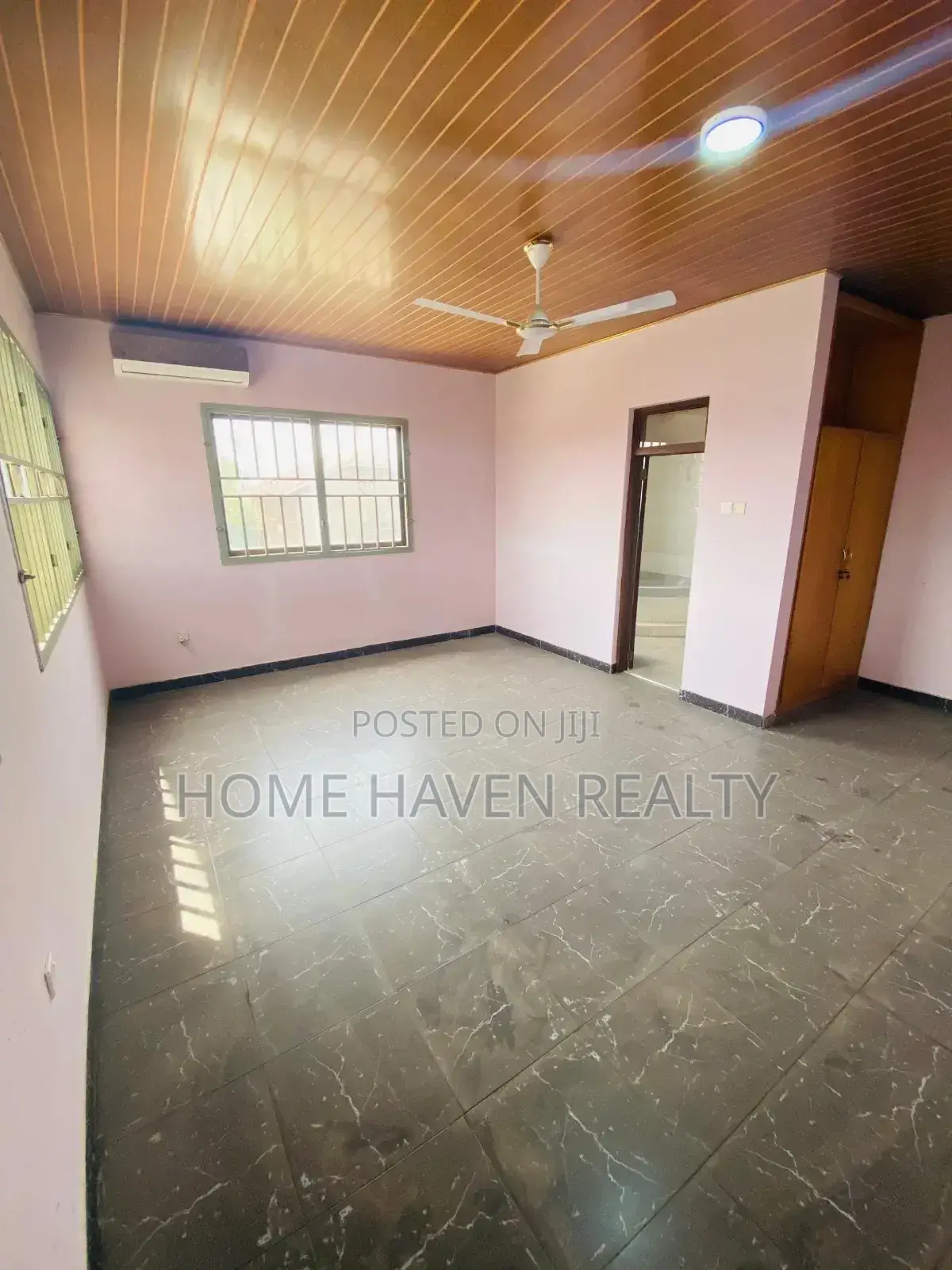 7bdrm House in Westland for rent