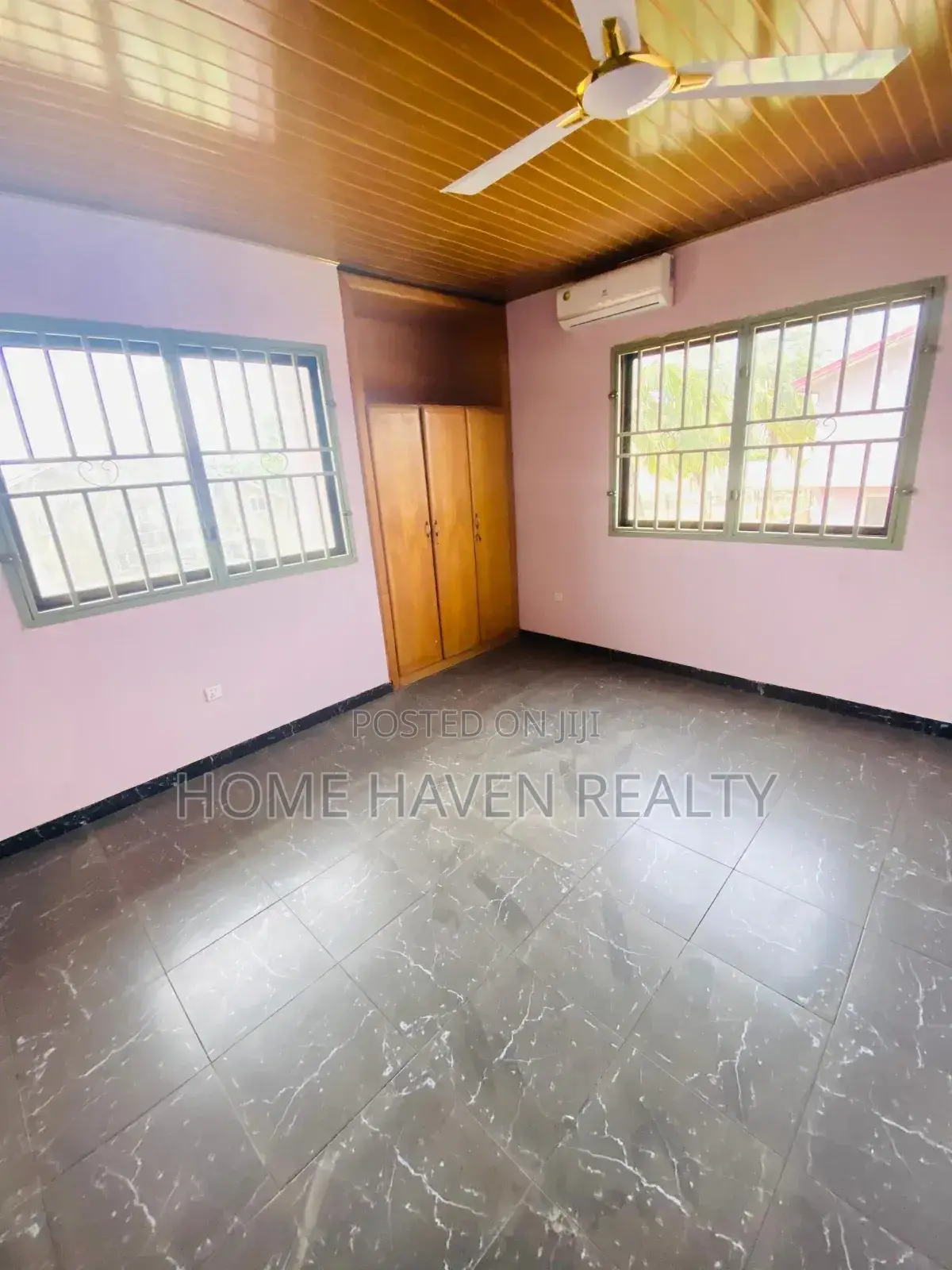 7bdrm House in Westland for rent