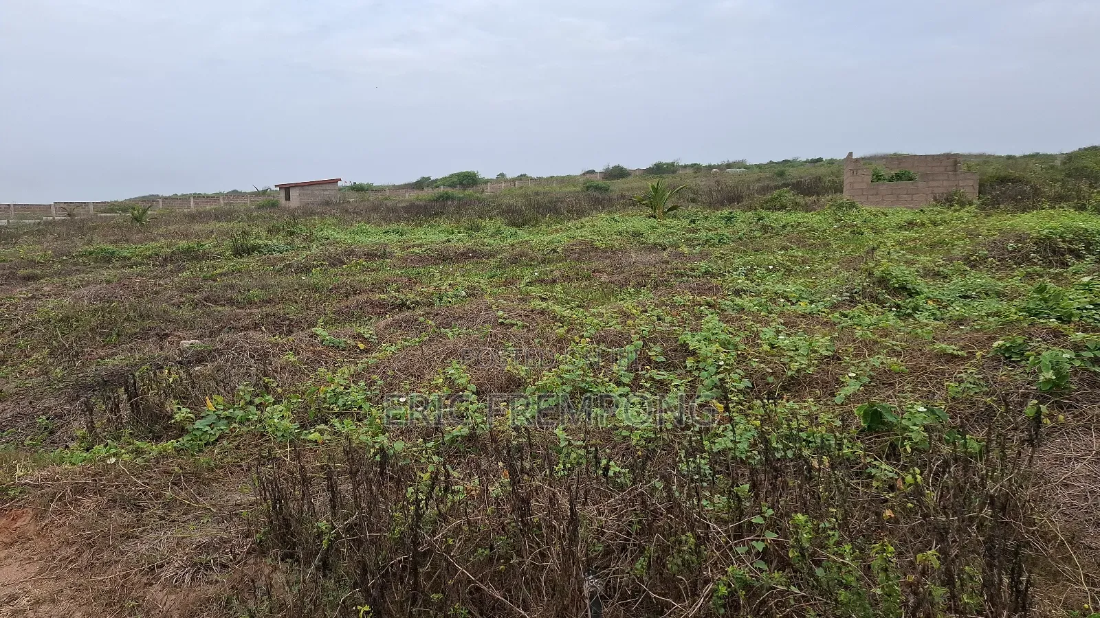 4 Plots Direct Beachfront