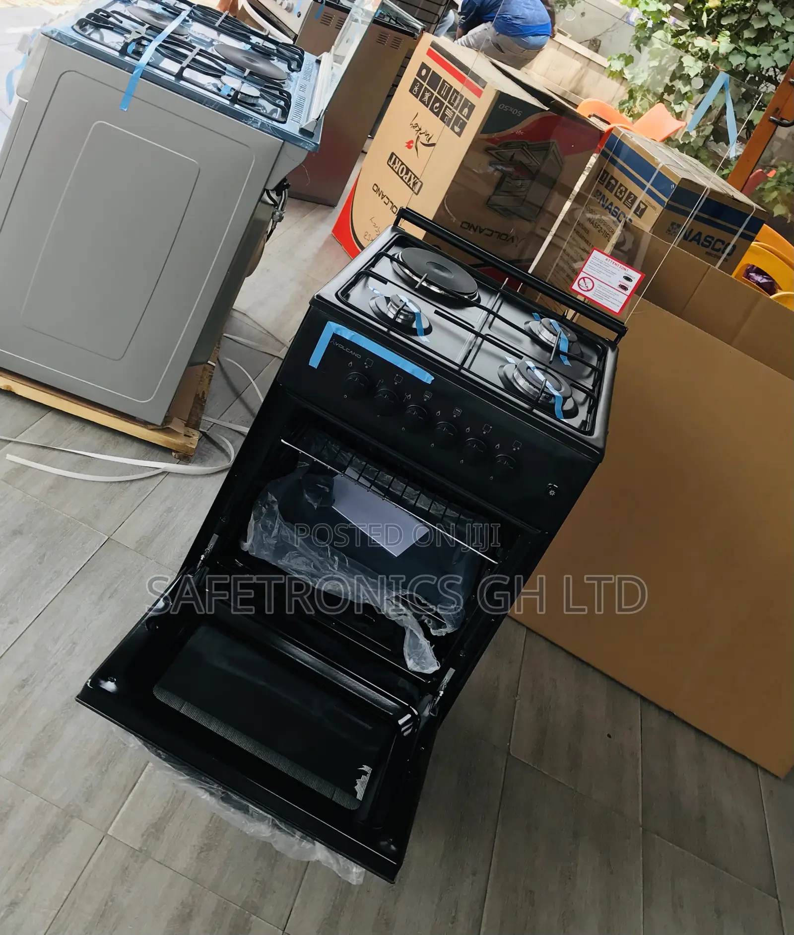 Ferre Turkish Fast 3 Gas 1 Electric Ion Oven 50x50 Black