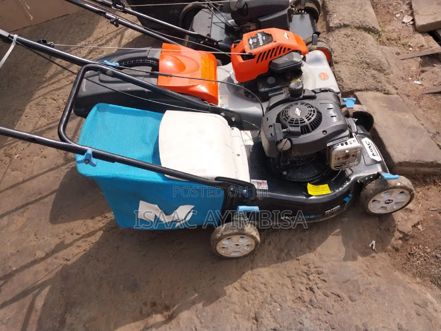 Llawnmowers