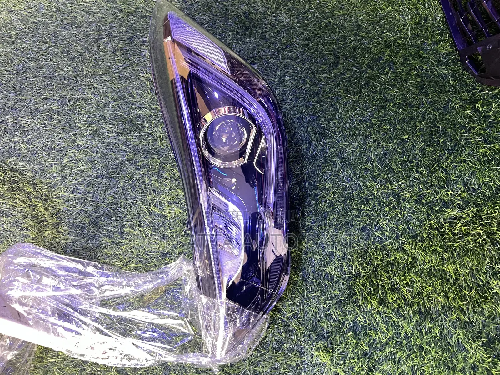Hyundai Elantra 2011-2015 Spec Head Light