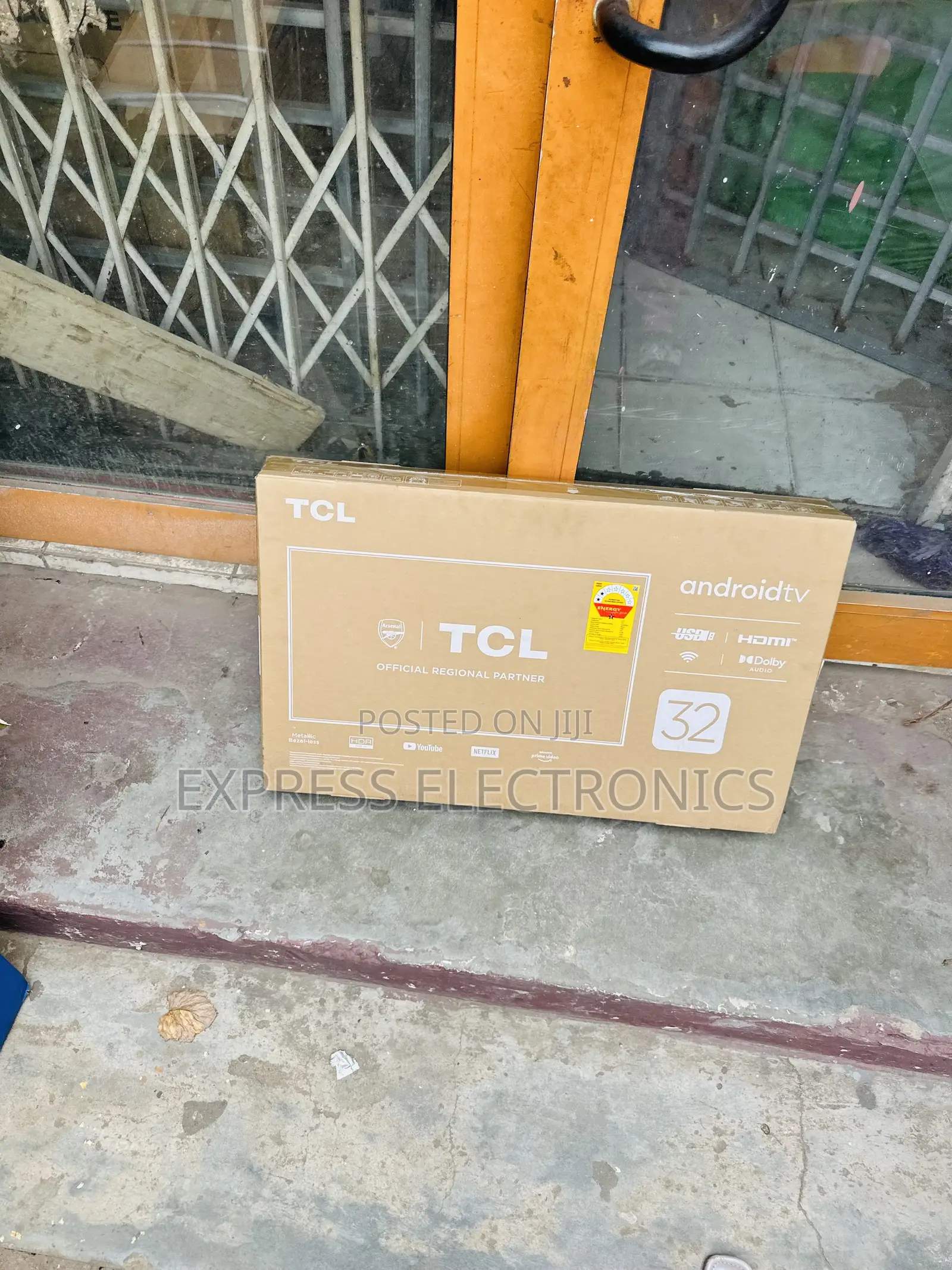 Brand New Smart Android TCL 32”S45000 Glossy