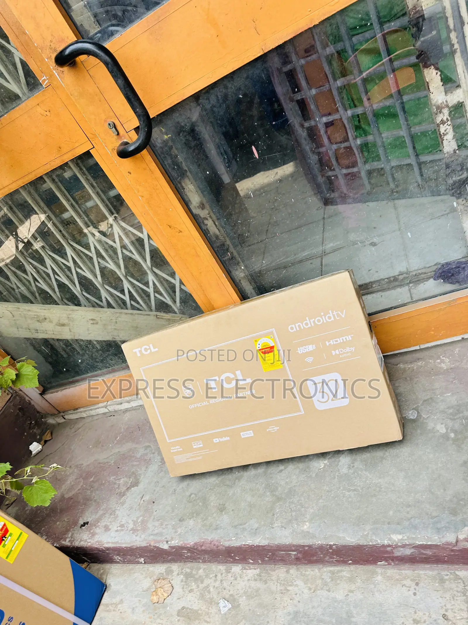 Highly Recommended Satellite Digital TCL 32”D34000