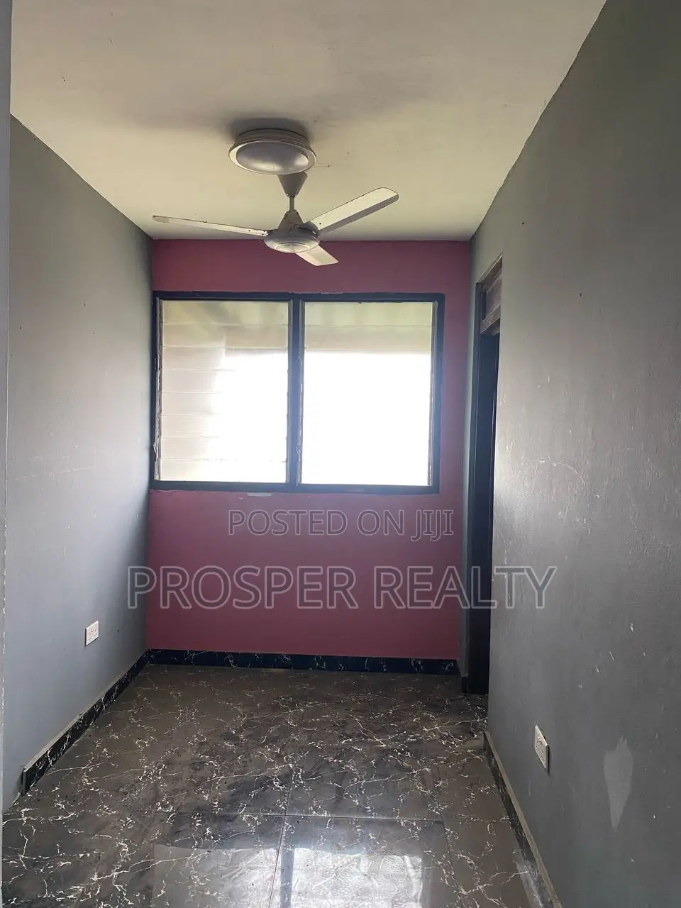 2bdrm Apartment in Borteyman Snnit, Tema Metropolitan for rent