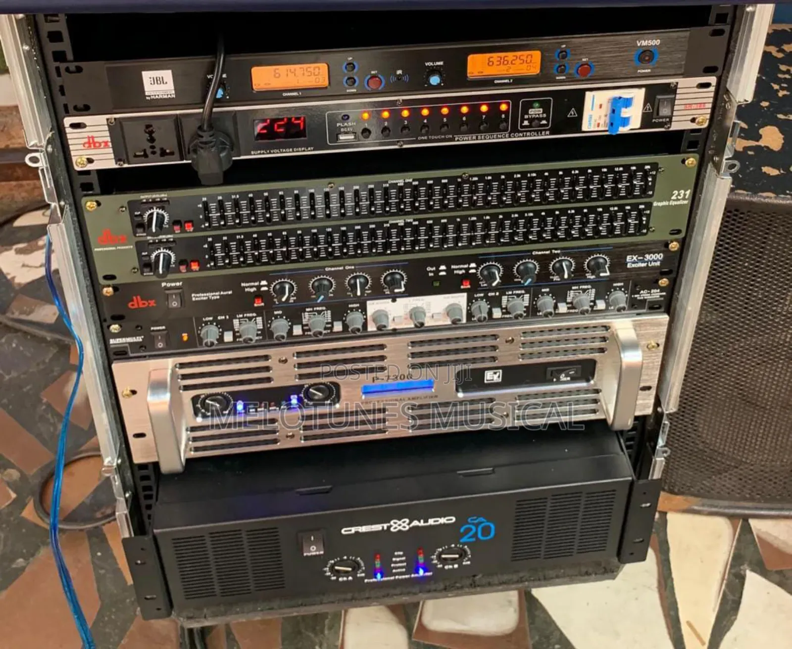 Full Set of Speakers With Amplifier Rack Set (Professional)