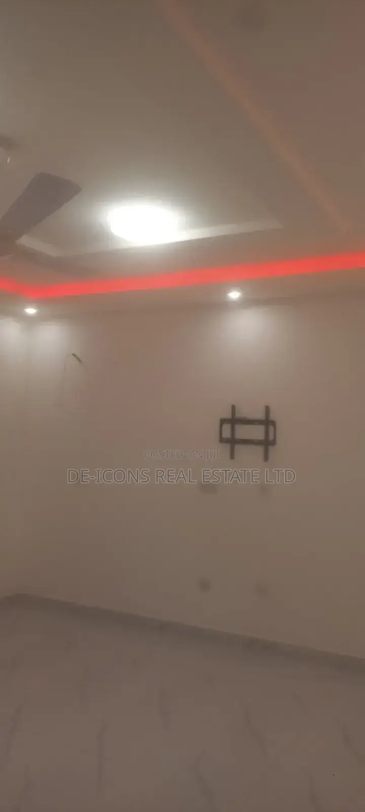 2bdrm Apartment in De-Icons Real Estate, Ga South Municipal for rent