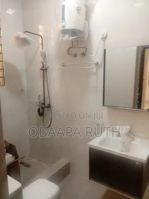 2bdrm Apartment in Adenta, Frafraha for rent