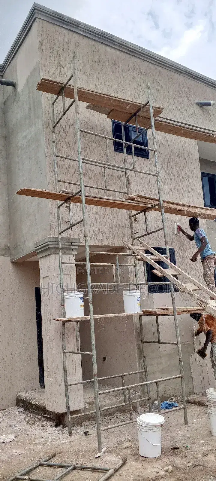 We Are Good in Painting, Skimming and Graffiato Selling / Installation