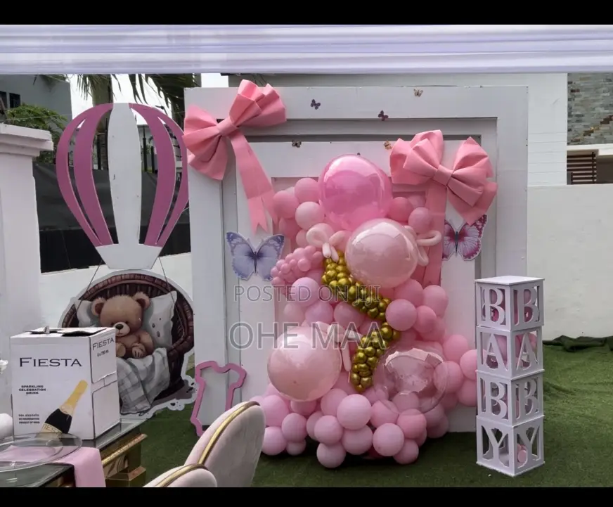 Balloon Decor and Artistry